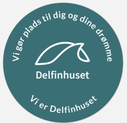 Delfinhuset logo med slogan om drømme.